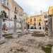 Due file di colonne con capitelli decorati, geometrici pavimenti musivi e una malmessa iscrizione:  tutto ci che rimane di uno dei siti religiosi pi affascinanti di Bari Vecchia: la chiesa di Santa Maria del Buonconsiglio